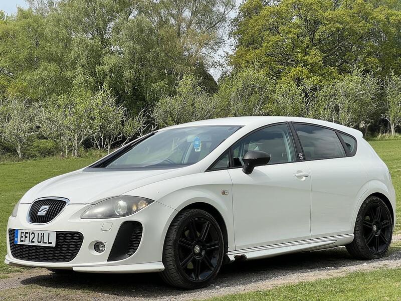 SEAT Leon 2.0 TDI CR FR+ Supercopa Hatchback 5dr Diesel Manual Euro 5 (170 ps) Hatchback Manual Diesel | - U10856