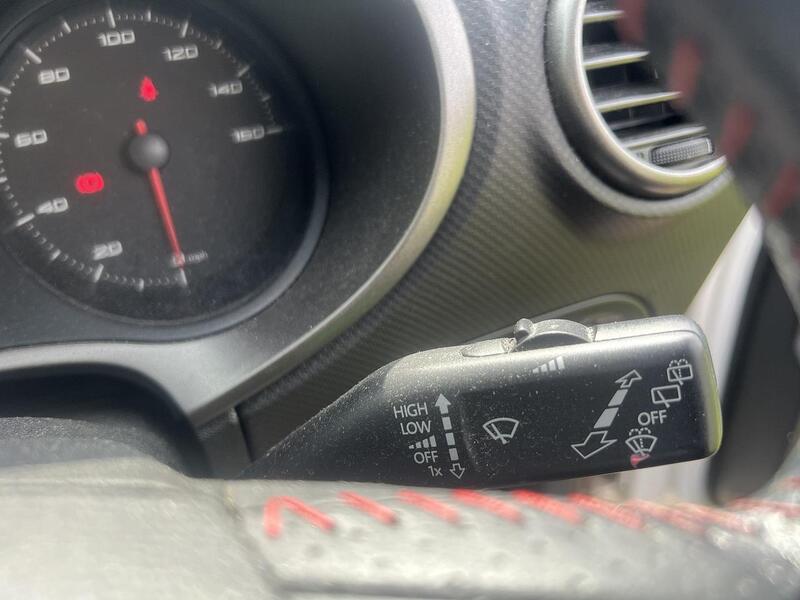 SEAT Leon 2.0 TDI CR FR+ Supercopa Hatchback 5dr Diesel Manual Euro 5 (170 ps) Hatchback Manual Diesel | - U10856