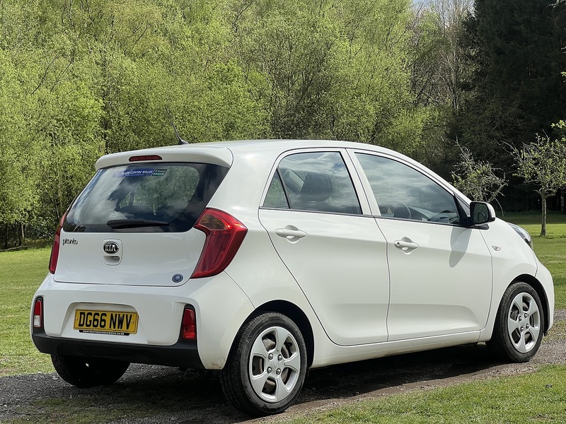 Kia Picanto 1.0 1 Air Hatchback 5dr Petrol Manual Euro 6 (65 bhp) Hatchback Manual Petrol | BLUETOOTH|A/C|5 - U10857