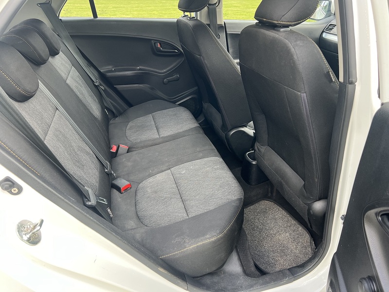 Kia Picanto 1.0 1 Air Hatchback 5dr Petrol Manual Euro 6 (65 bhp) Hatchback Manual Petrol | BLUETOOTH|A/C|5 - U10857