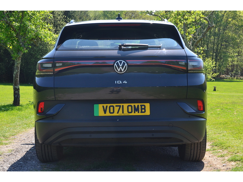 Volkswagen ID.4 Pure 52kWh Life SUV 5dr Electric Auto (148 ps) SUV Automatic Electric | 1 FORMER KEEPER|VAT - U10859