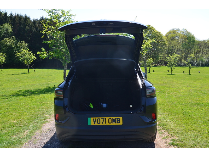 Volkswagen ID.4 Pure 52kWh Life SUV 5dr Electric Auto (148 ps) SUV Automatic Electric | 1 FORMER KEEPER|VAT - U10859