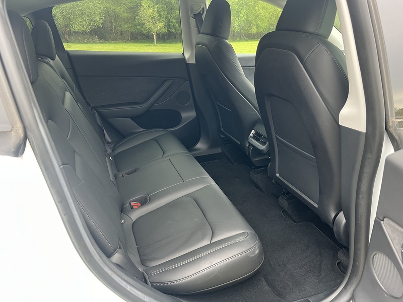 Tesla Model Y SUV 5dr Electric Auto RWD (346 ps) | 1 FORMER KEEPER|VAT QUALIFYING - U10860