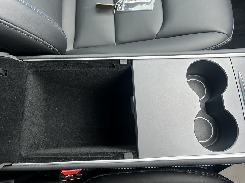 Tesla Model Y SUV 5dr Electric Auto RWD (346 ps) | 1 FORMER KEEPER|VAT QUALIFYING - U10860