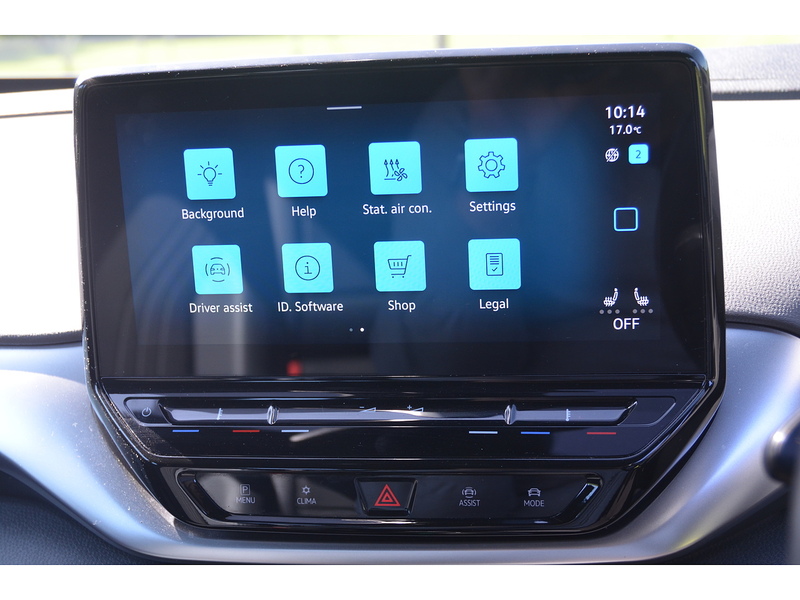 Volkswagen ID.4 Pure 52kWh Life SUV 5dr Electric Auto (148 ps) | 1 FORMER KEEPER|VAT QUALIFYING - U10861