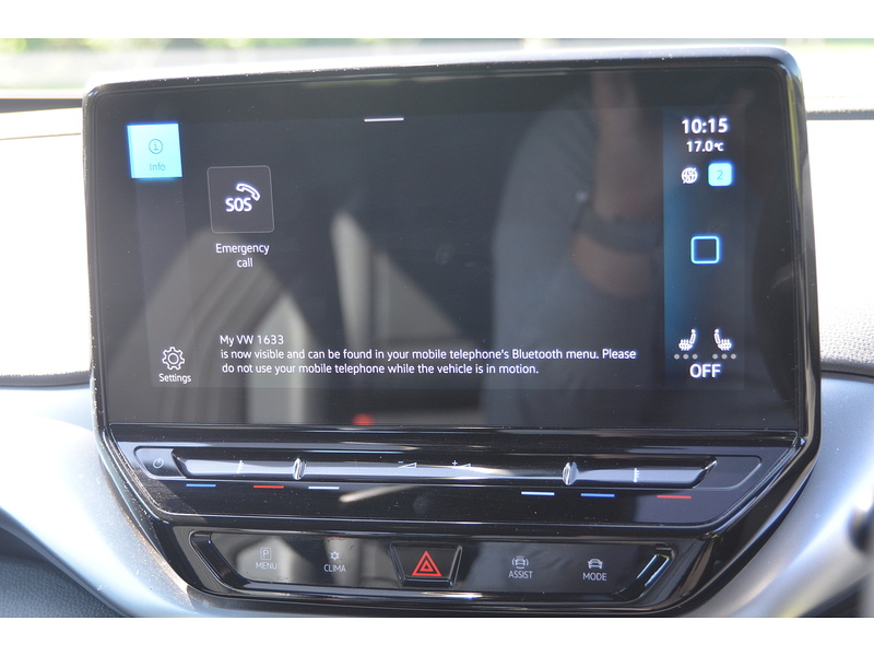 Volkswagen ID.4 Pure 52kWh Life SUV 5dr Electric Auto (148 ps) | 1 FORMER KEEPER|VAT QUALIFYING - U10861