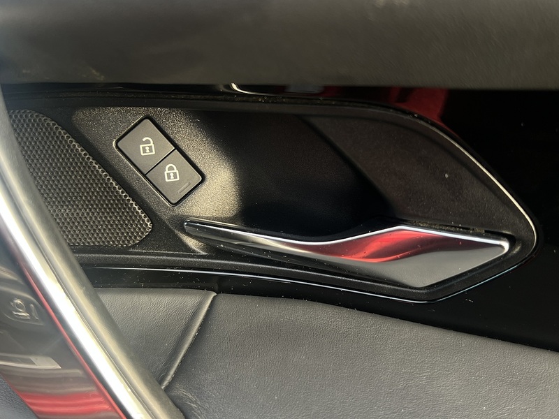 Land Rover Discovery Sport 1.5 P300e 12.2kWh R-Dynamic HSE SUV 5dr Petrol Plug-in Hybrid Auto 4WD Euro 6 (s/s) (309 ps) | - U10863