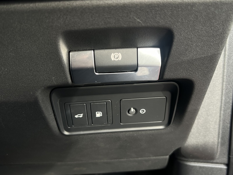 Land Rover Discovery Sport 1.5 P300e 12.2kWh R-Dynamic HSE SUV 5dr Petrol Plug-in Hybrid Auto 4WD Euro 6 (s/s) (309 ps) | - U10863