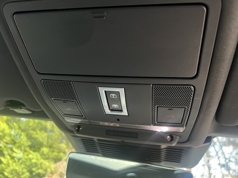 Land Rover Discovery Sport 1.5 P300e 12.2kWh R-Dynamic HSE SUV 5dr Petrol Plug-in Hybrid Auto 4WD Euro 6 (s/s) (309 ps) | - U10863