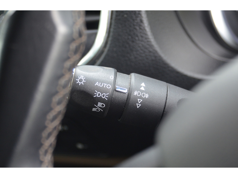 Toyota PROACE Verso 2.0D Family Medium MPV 5dr Diesel Manual MWB Euro 6 (s/s) (8 Seat) (150 ps) | NO VAT|PRIVACY|8 - U10864