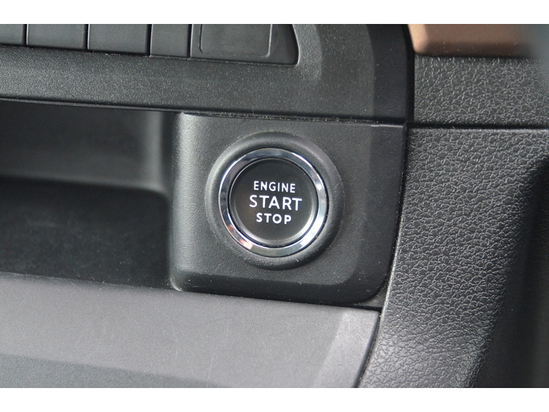 Toyota PROACE Verso 2.0D Family Medium MPV 5dr Diesel Manual MWB Euro 6 (s/s) (8 Seat) (150 ps) | NO VAT|PRIVACY|8 - U10864