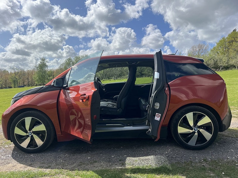 BMW i3 Hatchback 5dr Petrol Plug-in Hybrid Auto Euro 6 (s/s) (Range Extender) (170 ps) - U10868