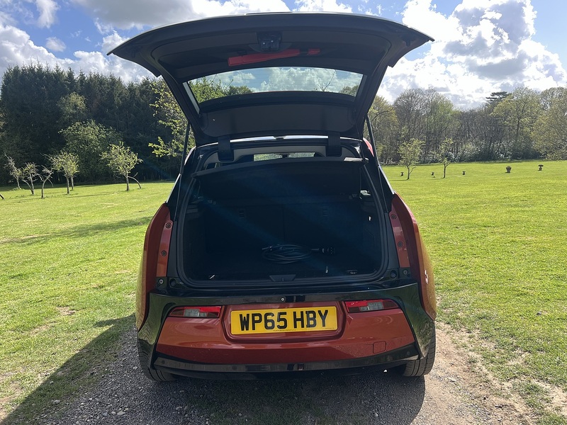 BMW i3 Hatchback 5dr Petrol Plug-in Hybrid Auto Euro 6 (s/s) (Range Extender) (170 ps) - U10868