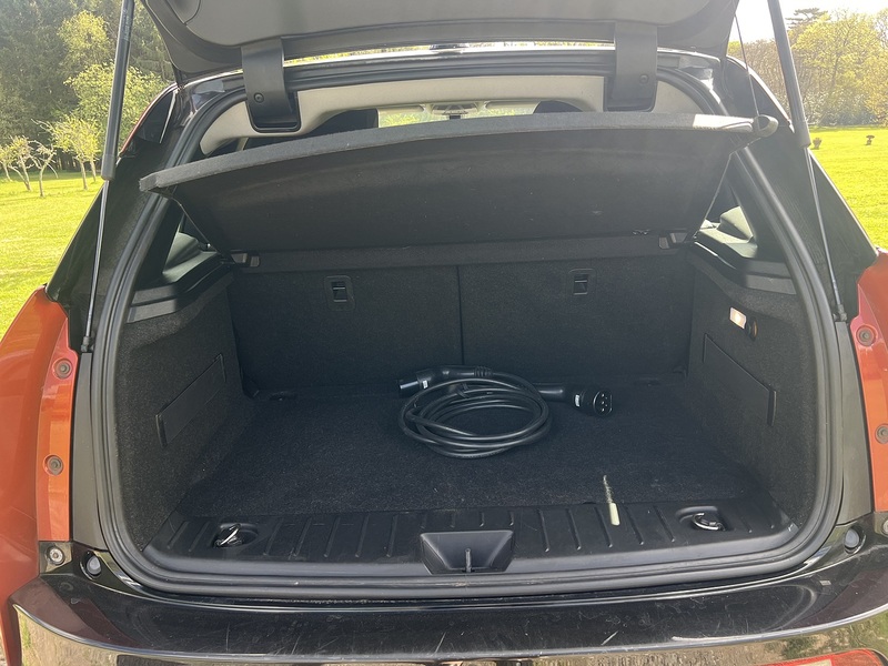 BMW i3 Hatchback 5dr Petrol Plug-in Hybrid Auto Euro 6 (s/s) (Range Extender) (170 ps) - U10868