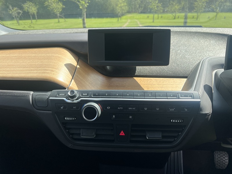 BMW i3 Hatchback 5dr Petrol Plug-in Hybrid Auto Euro 6 (s/s) (Range Extender) (170 ps) - U10868