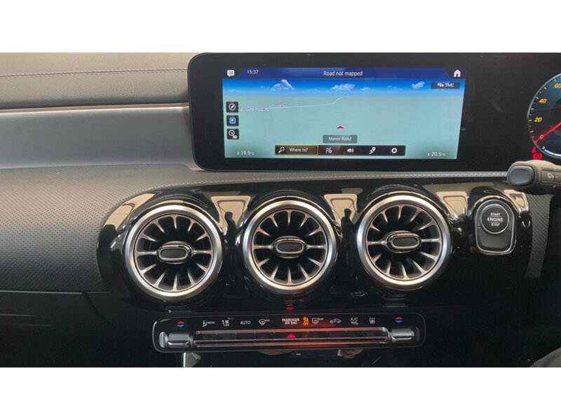 Mercedes-Benz CLA 1.3 CLA250e 15.6kWh AMG Line (Premium) Coupe 4dr Petrol Plug-in Hybrid 8G-DCT Euro 6 (s/s) (218 ps) - U10869