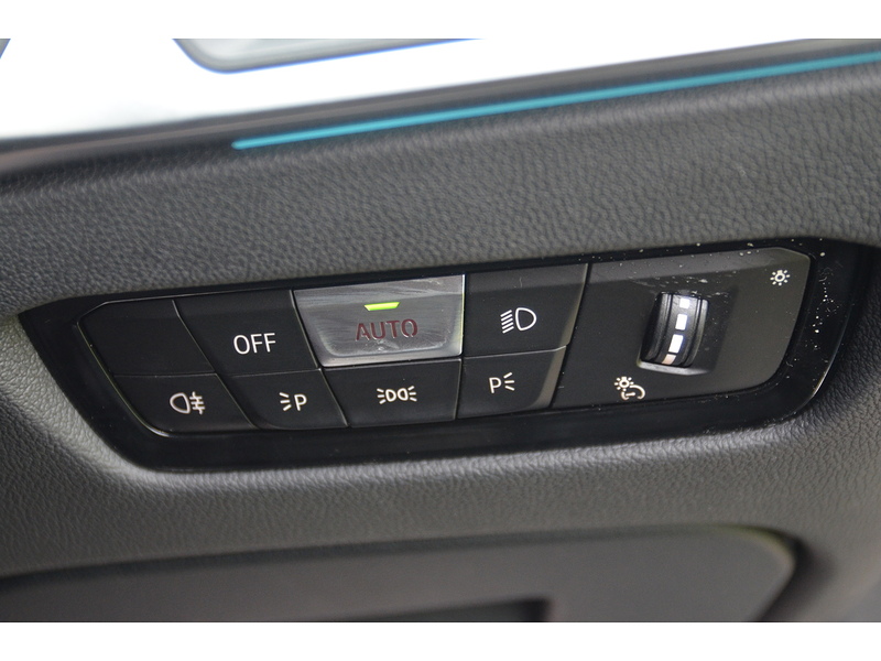 BMW i4 40 83.9kWh M Sport Gran Coupe 5dr Electric Auto eDrive (340 ps) Hatchback Automatic Electric | 1 - U10871