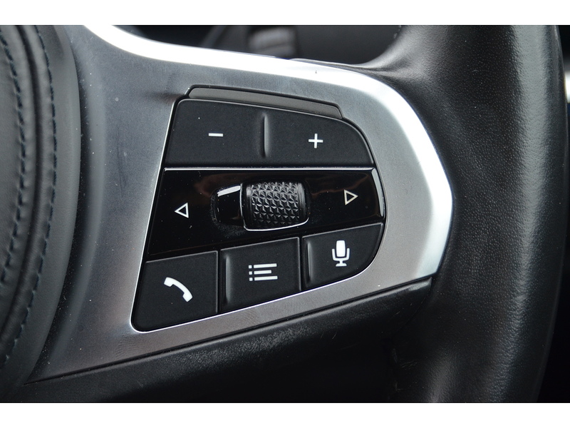 BMW i4 40 83.9kWh M Sport Gran Coupe 5dr Electric Auto eDrive (340 ps) Hatchback Automatic Electric | 1 - U10871