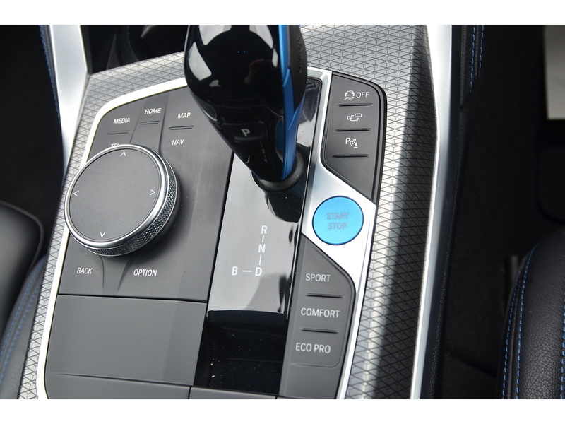 BMW i4 40 83.9kWh M Sport Gran Coupe 5dr Electric Auto eDrive (340 ps) Hatchback Automatic Electric | 1 - U10871