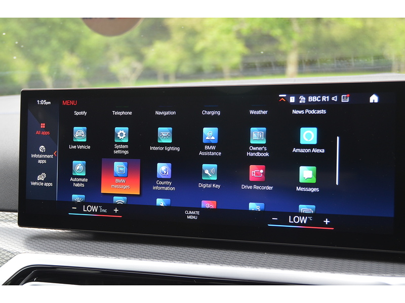 BMW i4 40 83.9kWh M Sport Gran Coupe 5dr Electric Auto eDrive (340 ps) Hatchback Automatic Electric | 1 - U10871