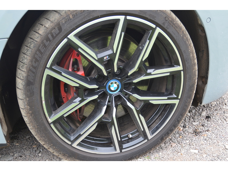 BMW i4 40 83.9kWh M Sport Gran Coupe 5dr Electric Auto eDrive (340 ps) Hatchback Automatic Electric | 1 - U10871