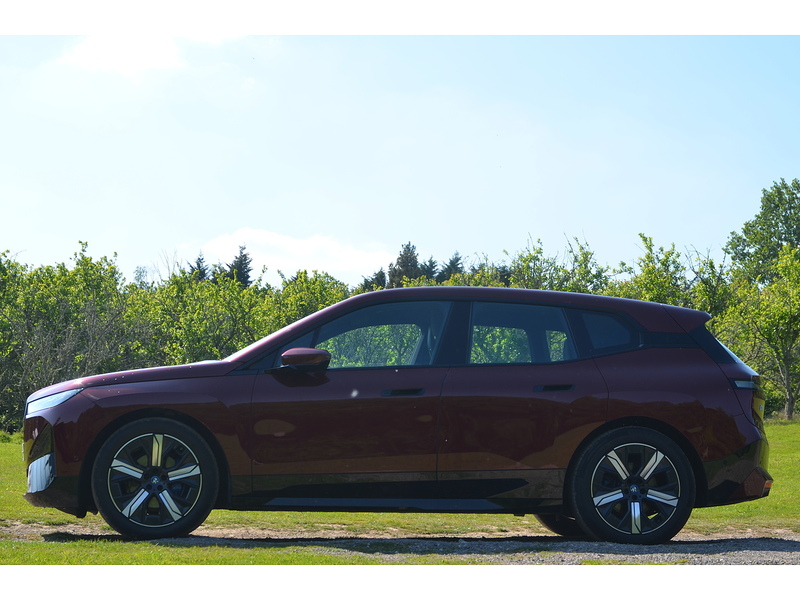 BMW iX 40 76.6kWh M Sport SUV 5dr Electric Auto xDrive (326 ps) SUV Automatic Electric - U10876