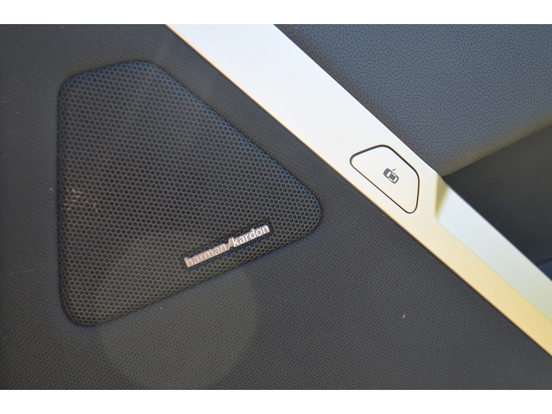 BMW iX 40 76.6kWh M Sport SUV 5dr Electric Auto xDrive (326 ps) SUV Automatic Electric - U10876