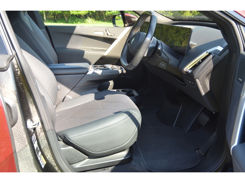 BMW iX 40 76.6kWh M Sport SUV 5dr Electric Auto xDrive (326 ps) SUV Automatic Electric - U10876