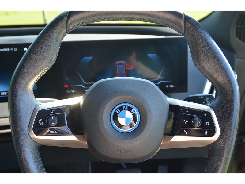 BMW iX 40 76.6kWh M Sport SUV 5dr Electric Auto xDrive (326 ps) SUV Automatic Electric - U10876