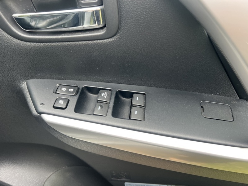 Mitsubishi Shogun Sport 2.4D 3 SUV 5dr Diesel Auto 4WD Euro 6 (181 ps) SUV Automatic Diesel | 1 FORMER KEEPER|VAT QUALIFYING - U10879