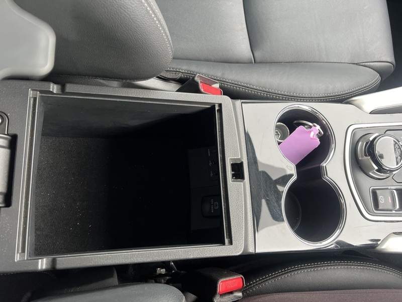 Mitsubishi Shogun Sport 2.4D 3 SUV 5dr Diesel Auto 4WD Euro 6 (181 ps) SUV Automatic Diesel | 1 FORMER KEEPER|VAT QUALIFYING - U10879