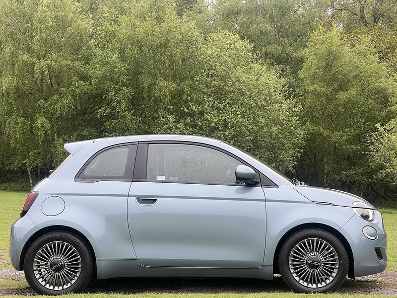 Fiat 500e 42kWh Icon Hatchback 3dr Electric Auto (118 ps) | APPLE|1 FORMER KEEPER|VATQ - U10884