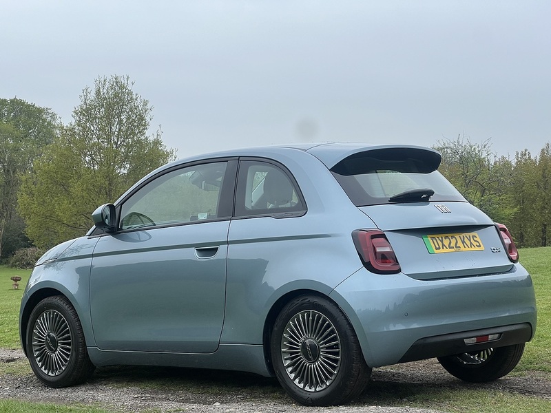 Fiat 500e 42kWh Icon Hatchback 3dr Electric Auto (118 ps) | APPLE|1 FORMER KEEPER|VATQ - U10884