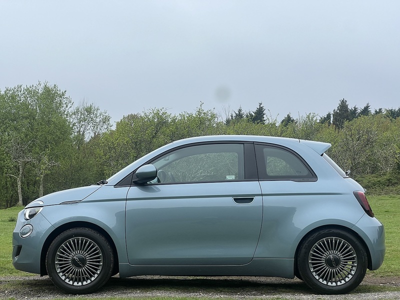 Fiat 500e 42kWh Icon Hatchback 3dr Electric Auto (118 ps) | APPLE|1 FORMER KEEPER|VATQ - U10884