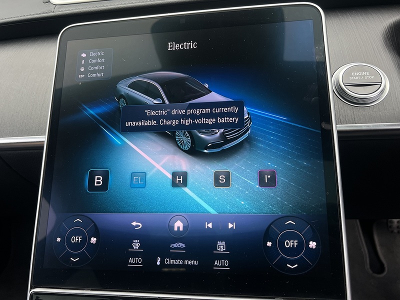 Mercedes-Benz S Class 3.0 S580Le V6 28.6kWh AMG Line (Premium) Saloon 4dr Petrol Plug-in Hybrid G-Tronic+ Euro 6 (s/s) - U10885