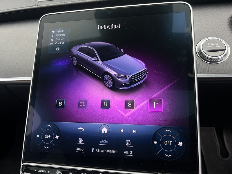 Mercedes-Benz S Class 3.0 S580Le V6 28.6kWh AMG Line (Premium) Saloon 4dr Petrol Plug-in Hybrid G-Tronic+ Euro 6 (s/s) - U10885