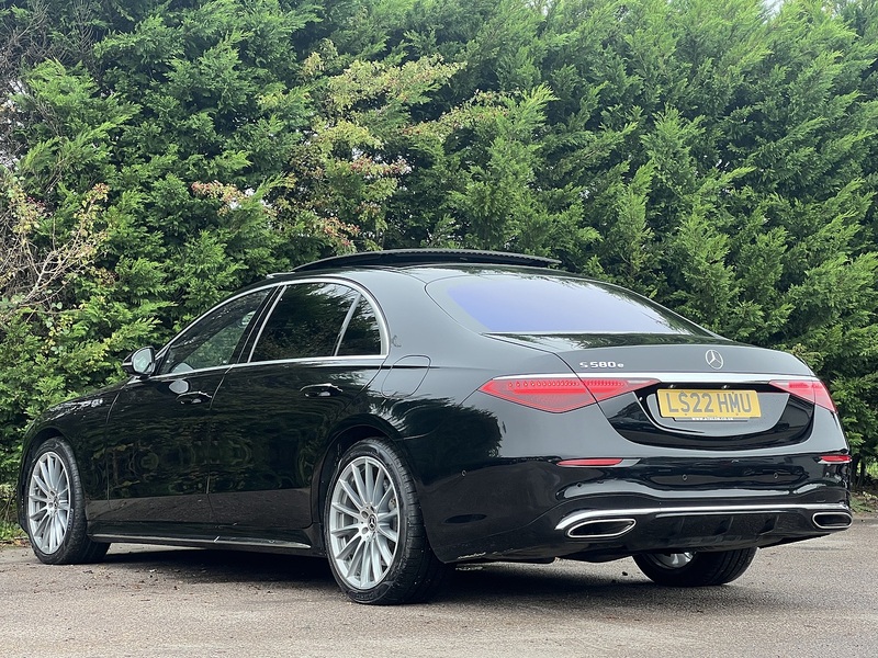 Mercedes-Benz S Class 3.0 S580Le V6 28.6kWh AMG Line (Premium) Saloon 4dr Petrol Plug-in Hybrid G-Tronic+ Euro 6 (s/s) - U10885