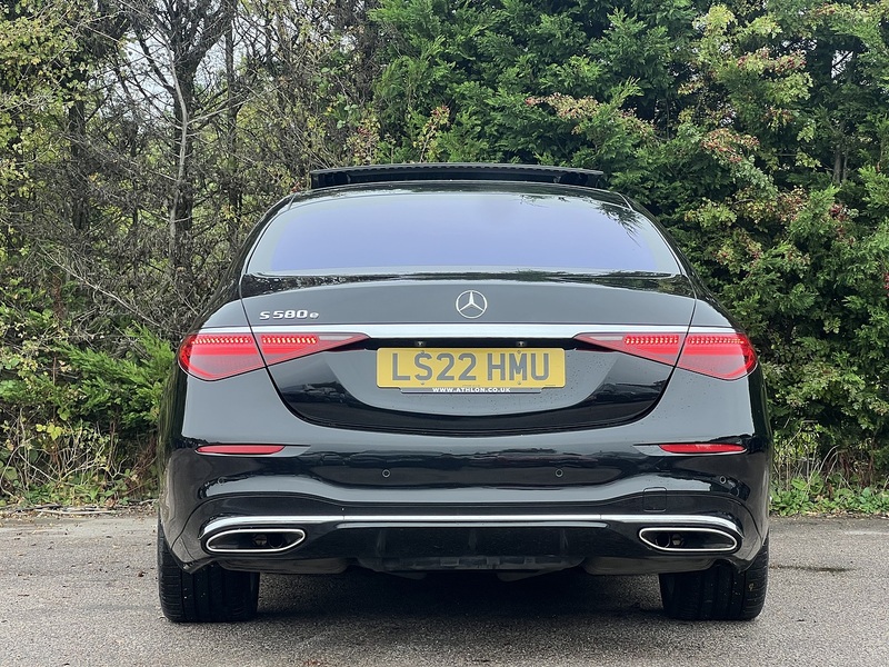 Mercedes-Benz S Class 3.0 S580Le V6 28.6kWh AMG Line (Premium) Saloon 4dr Petrol Plug-in Hybrid G-Tronic+ Euro 6 (s/s) - U10885