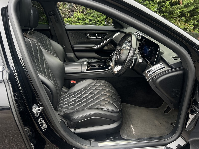 Mercedes-Benz S Class 3.0 S580Le V6 28.6kWh AMG Line (Premium) Saloon 4dr Petrol Plug-in Hybrid G-Tronic+ Euro 6 (s/s) - U10885