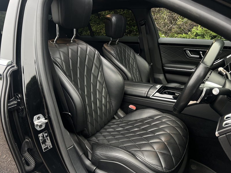 Mercedes-Benz S Class 3.0 S580Le V6 28.6kWh AMG Line (Premium) Saloon 4dr Petrol Plug-in Hybrid G-Tronic+ Euro 6 (s/s) - U10885