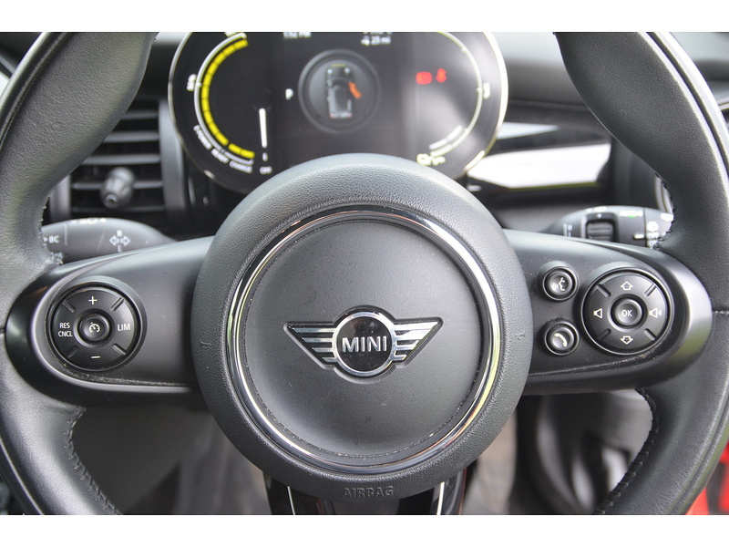 MINI Electric Hatch Cooper SE 32.6kWh Level 2 Hatchback 3dr Electric Auto (184 ps) Hatchback Automatic Electric | - U10887