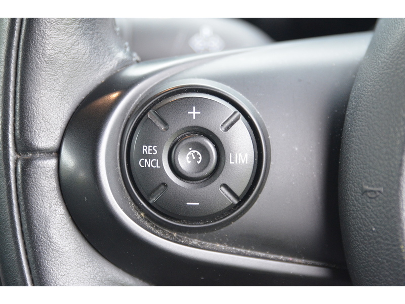 MINI Electric Hatch Cooper SE 32.6kWh Level 2 Hatchback 3dr Electric Auto (184 ps) Hatchback Automatic Electric | - U10887