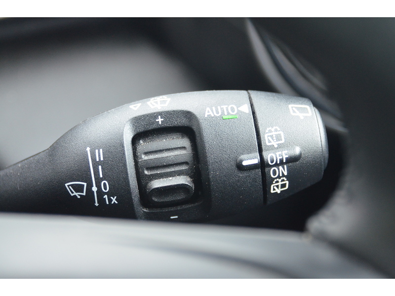 MINI Electric Hatch Cooper SE 32.6kWh Level 2 Hatchback 3dr Electric Auto (184 ps) Hatchback Automatic Electric | - U10887