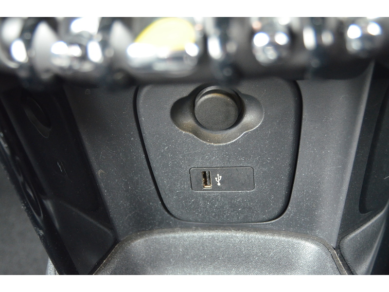 MINI Electric Hatch Cooper SE 32.6kWh Level 2 Hatchback 3dr Electric Auto (184 ps) Hatchback Automatic Electric | - U10887