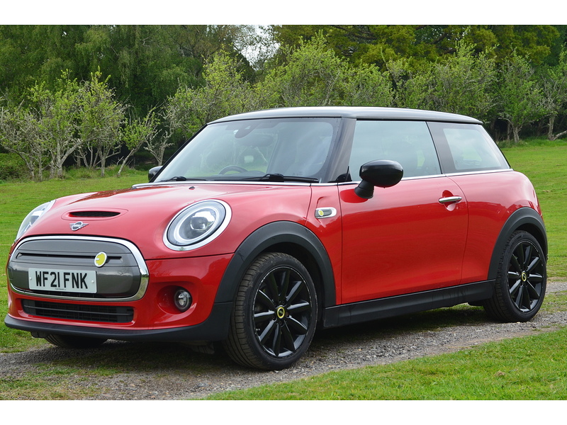 MINI Electric Hatch Cooper SE 32.6kWh Level 2 Hatchback 3dr Electric Auto (184 ps) Hatchback Automatic Electric | - U10887