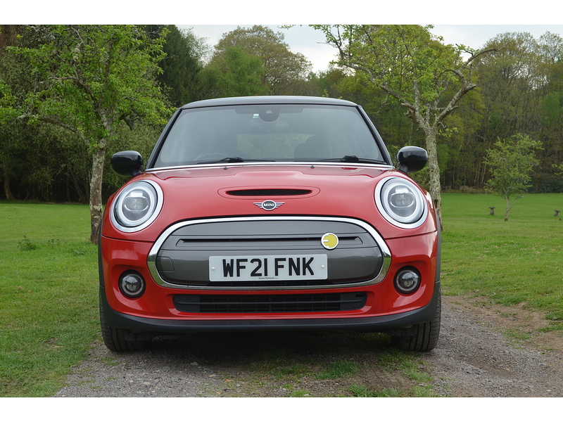 MINI Electric Hatch Cooper SE 32.6kWh Level 2 Hatchback 3dr Electric Auto (184 ps) Hatchback Automatic Electric | - U10887
