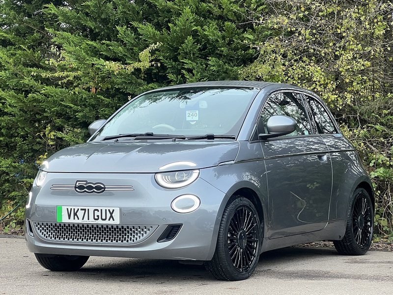 Fiat 500e C 42kWh La Prima Convertible 2dr Electric Auto (118 ps) Convertible Automatic Electric | 1 FORMER - U10888