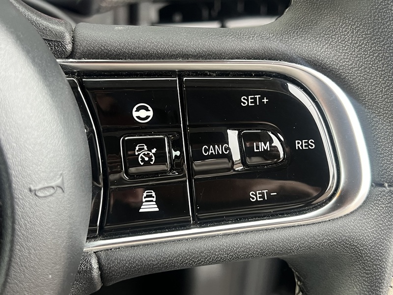 Fiat 500e C 42kWh La Prima Convertible 2dr Electric Auto (118 ps) Convertible Automatic Electric | 1 FORMER - U10888