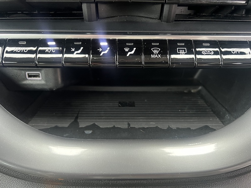 Fiat 500e C 42kWh La Prima Convertible 2dr Electric Auto (118 ps) Convertible Automatic Electric | 1 FORMER - U10888