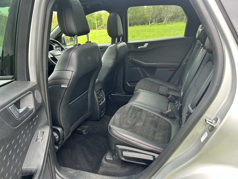 Ford Kuga 2.5 EcoBoost Duratec 14.4kWh ST-Line X SUV 5dr Petrol Plug-in Hybrid CVT Euro 6 (s/s) (225 ps) | 1 - U10889